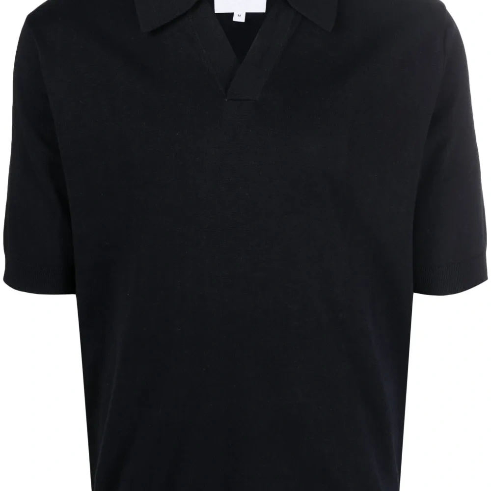 Джемпер с V-образным вырезом