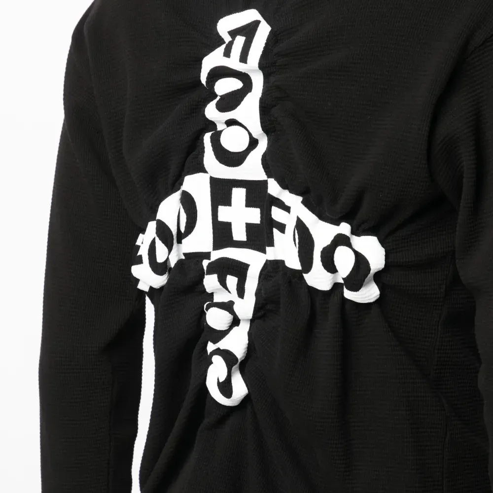 Футболка с длинными рукавами и логотипом