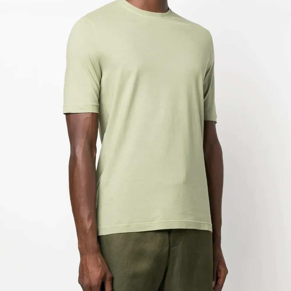 Футболка с короткими рукавами