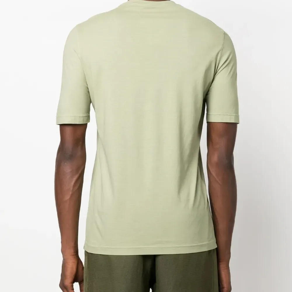 Футболка с короткими рукавами