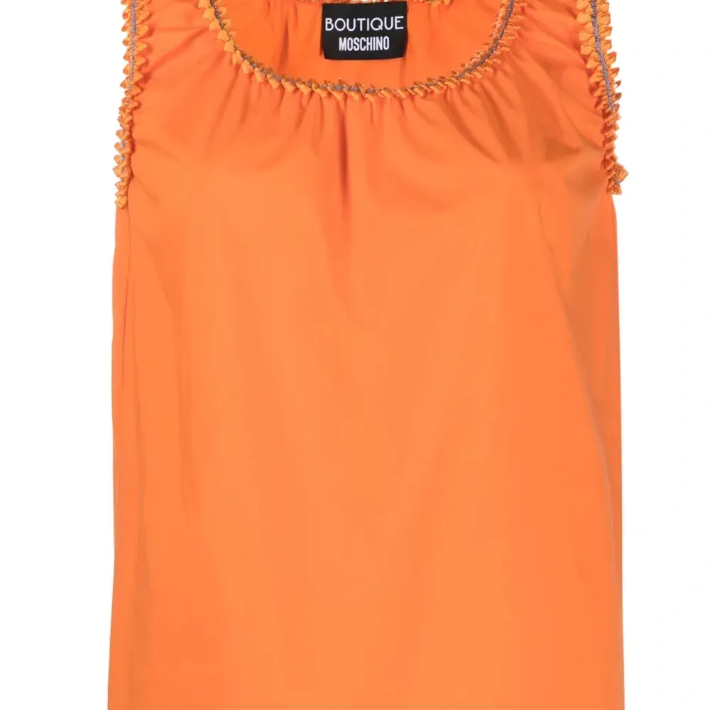 Декорированный топ без рукавов