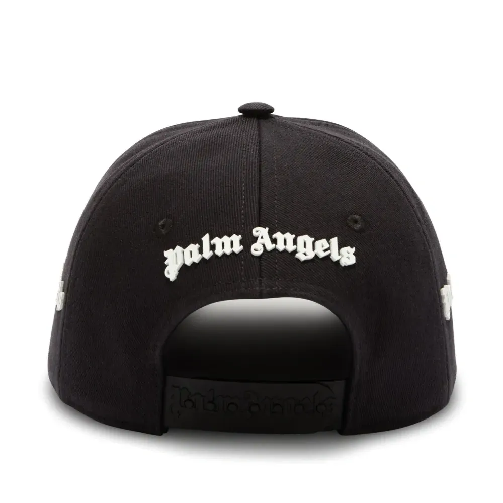 Бейсболка с вышитым логотипом