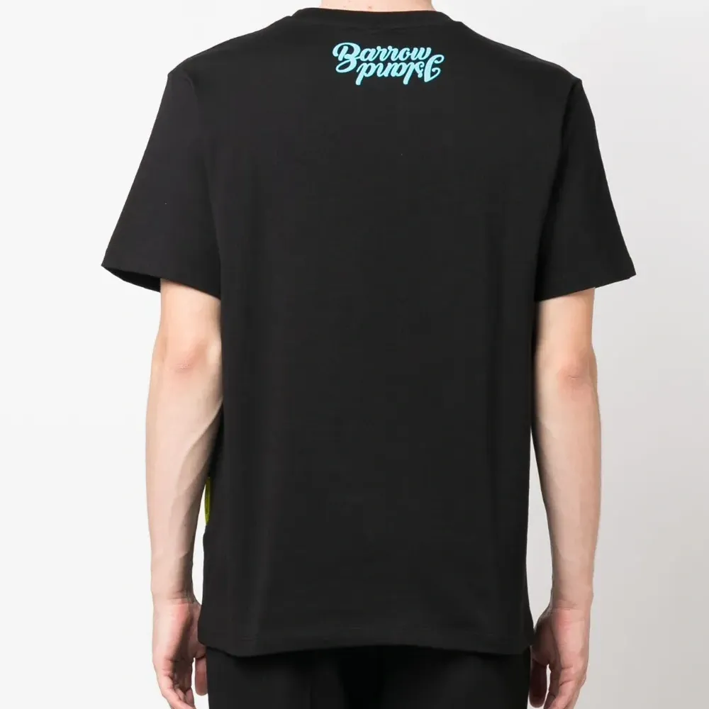 Футболка с графичным принтом