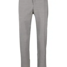 Зауженные брюки строгого кроя