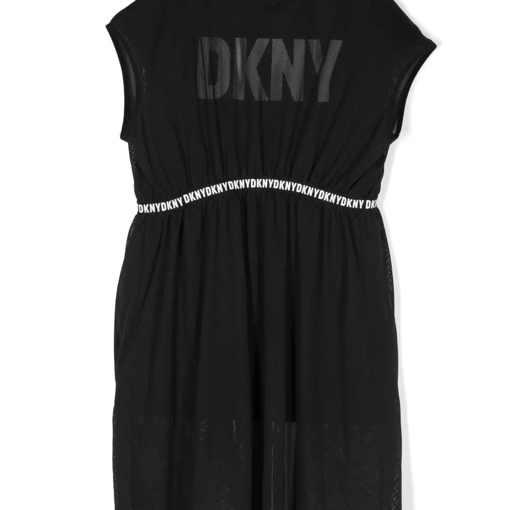 Сетчатое платье с логотипом