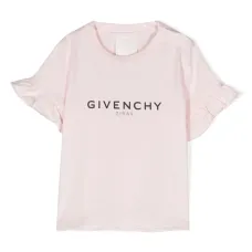 Футболка с логотипом