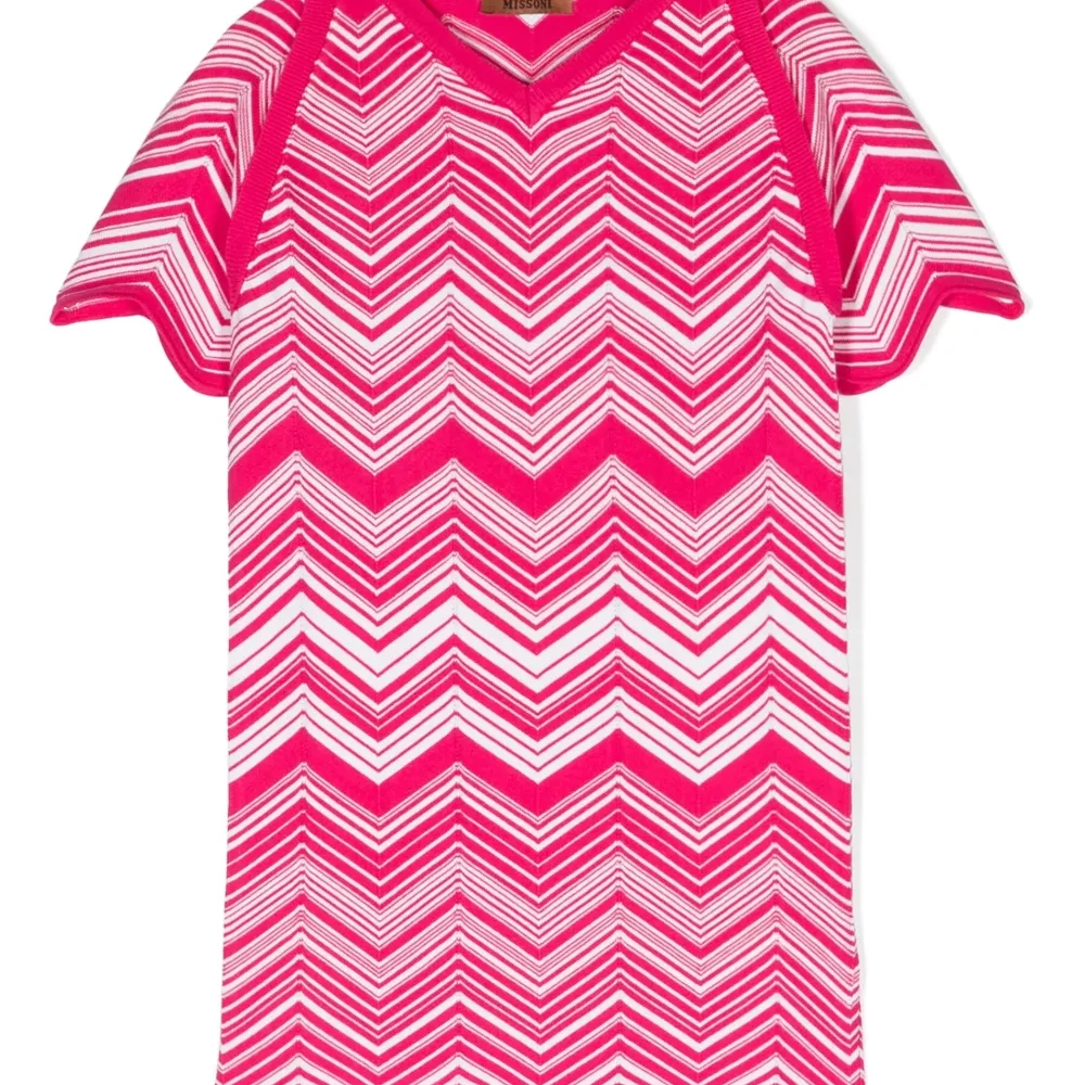 Платье с рукавами реглан и узором зигзаг