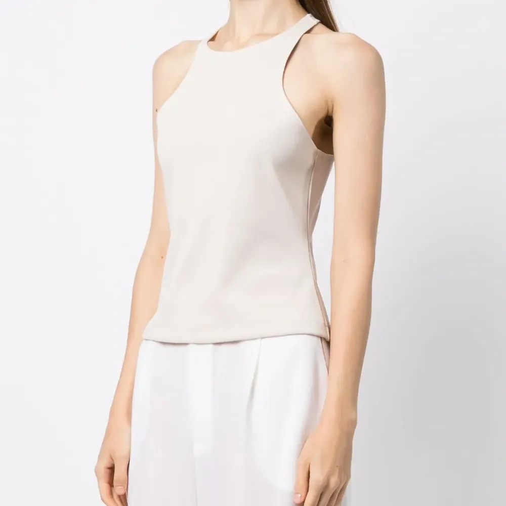 Топ без рукавов