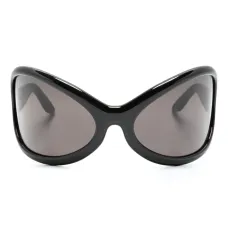 Солнцезащитные очки в массивной круглой оправе