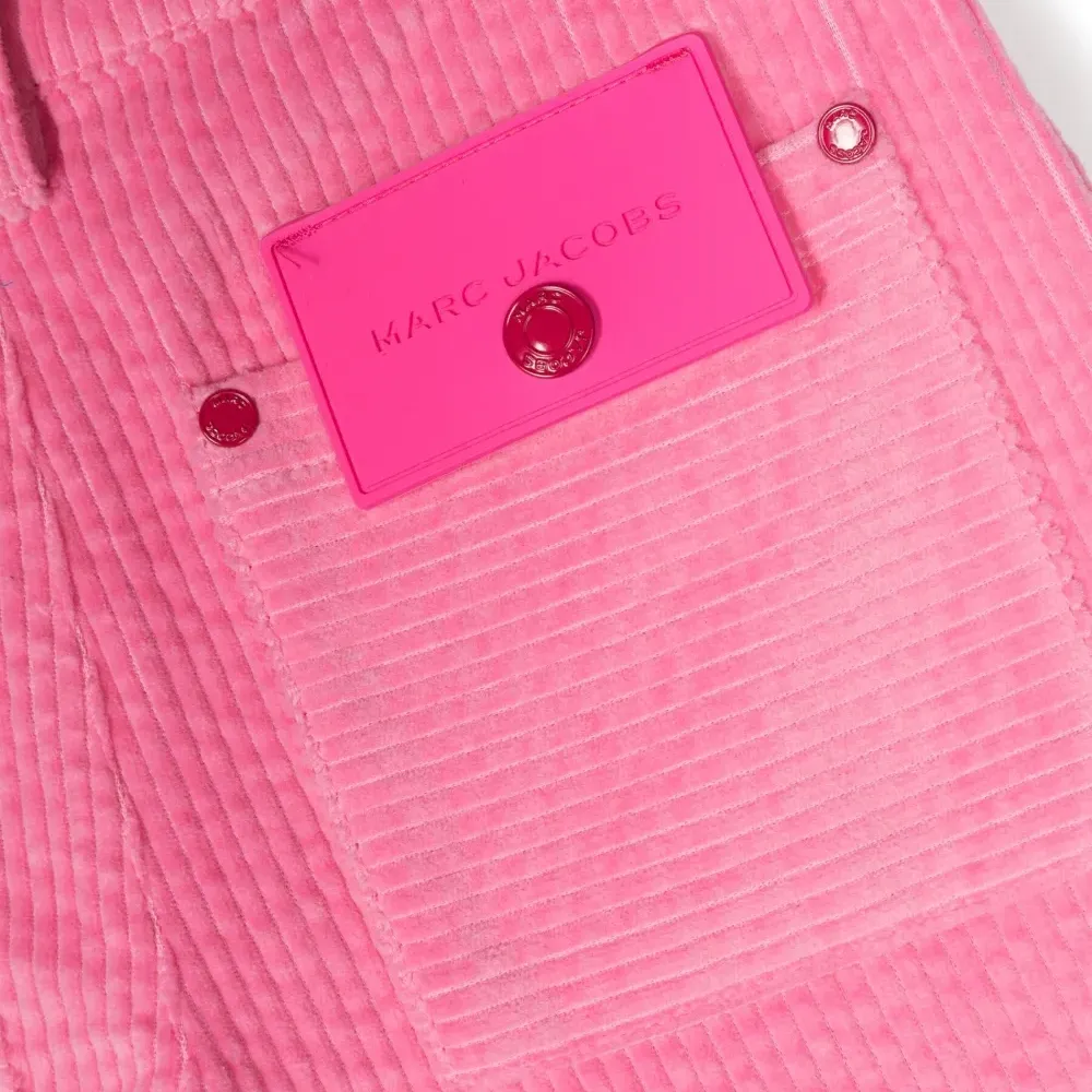 Вельветовые брюки с завышенной талией Вельветовые брюки с завышенной талией