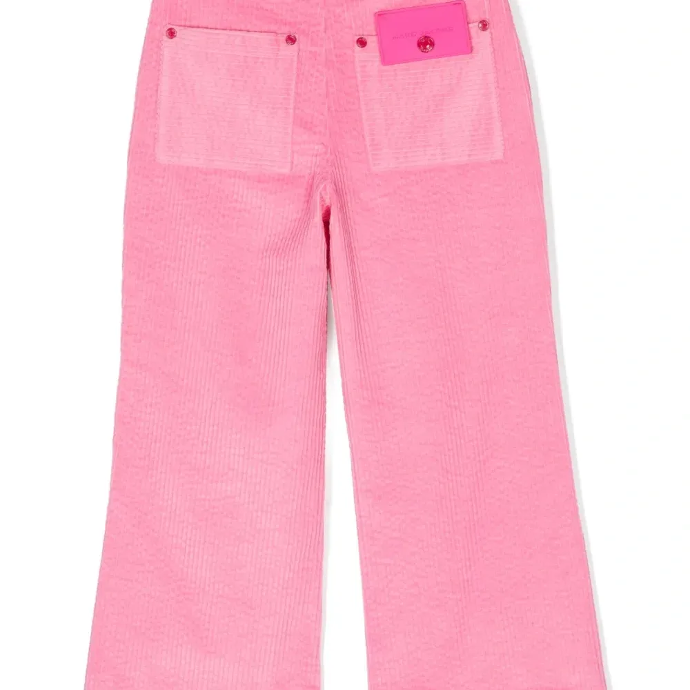 Вельветовые брюки с завышенной талией Вельветовые брюки с завышенной талией