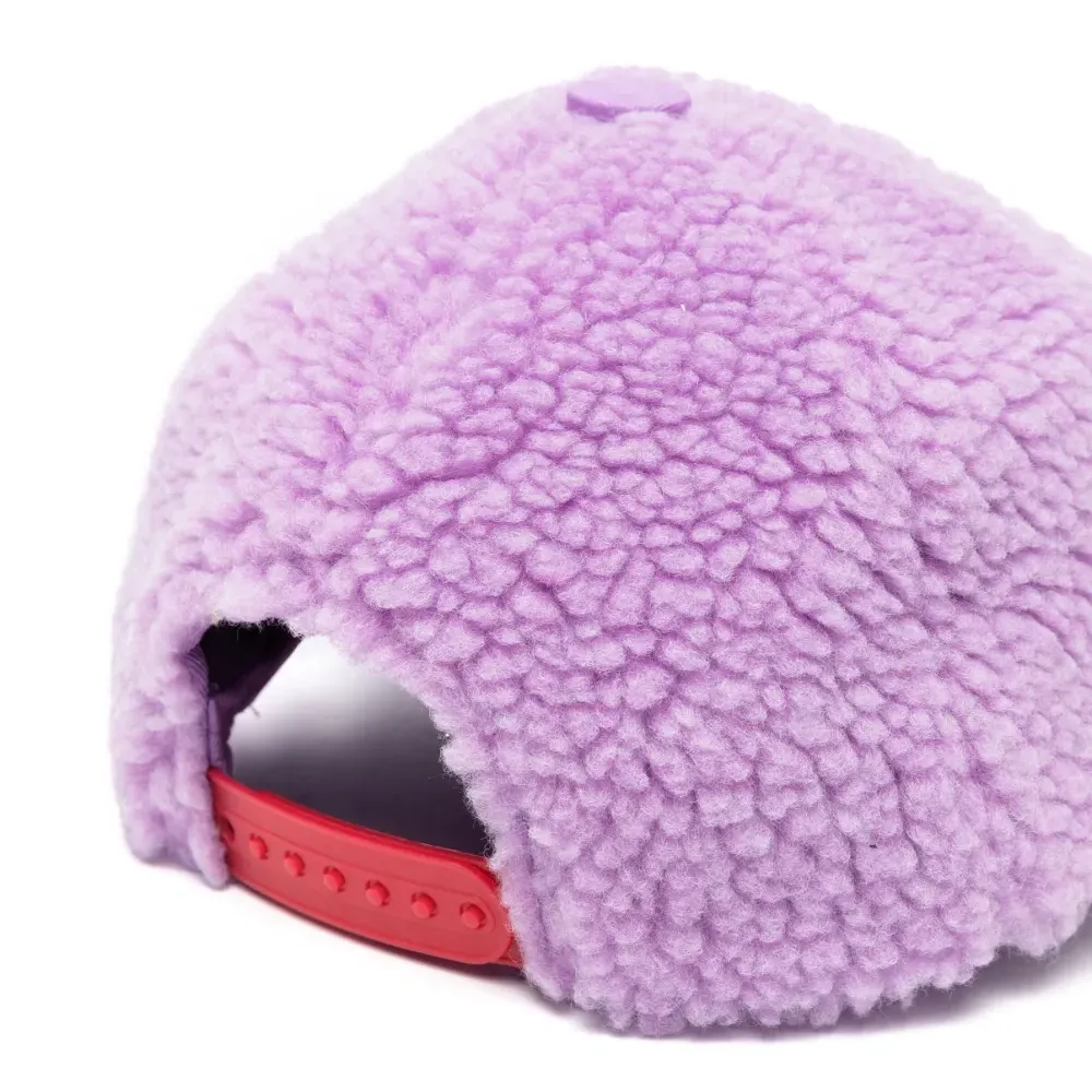 Кепка с вышивкой