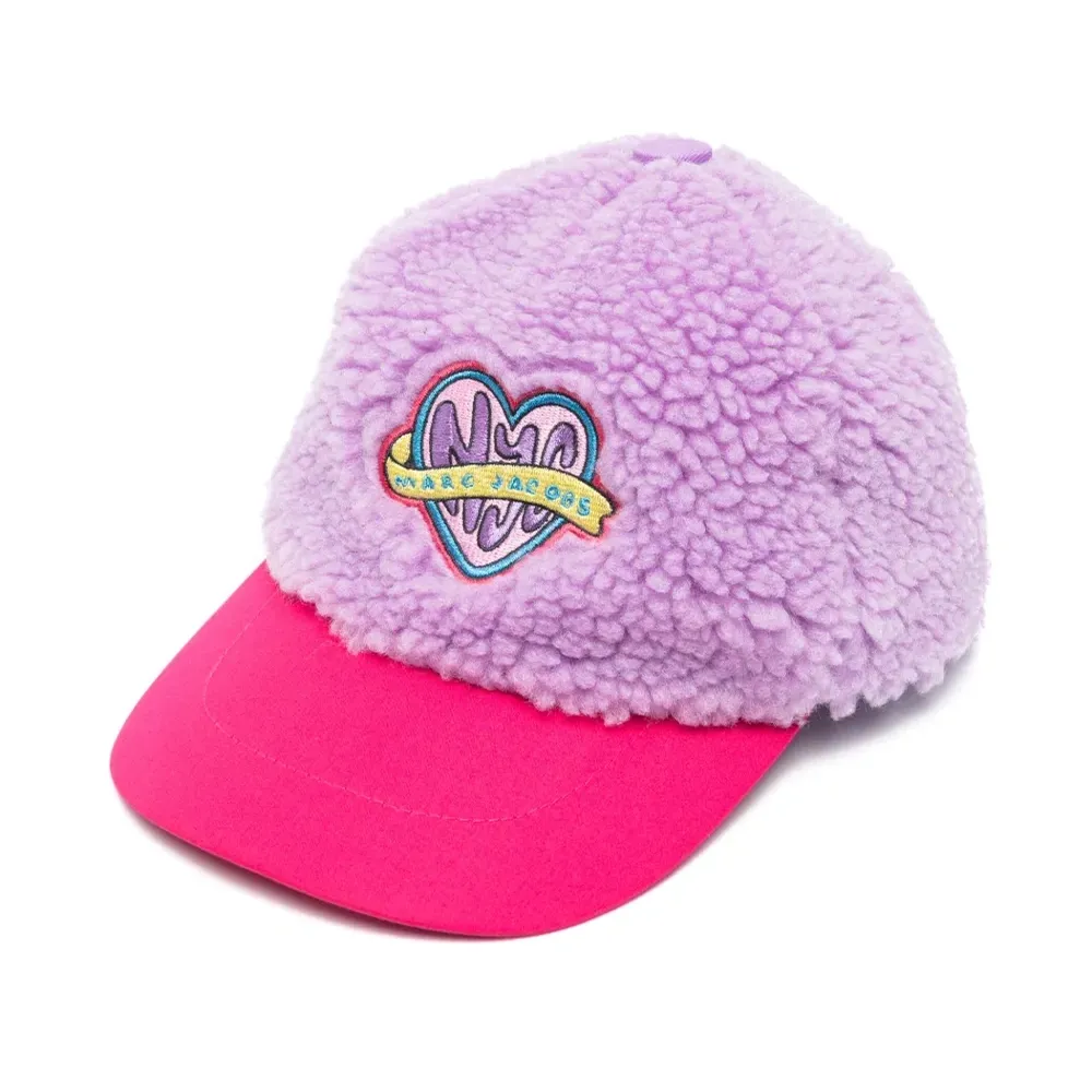 Кепка с вышивкой