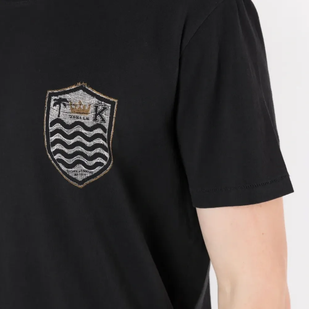 Футболка с графичным принтом