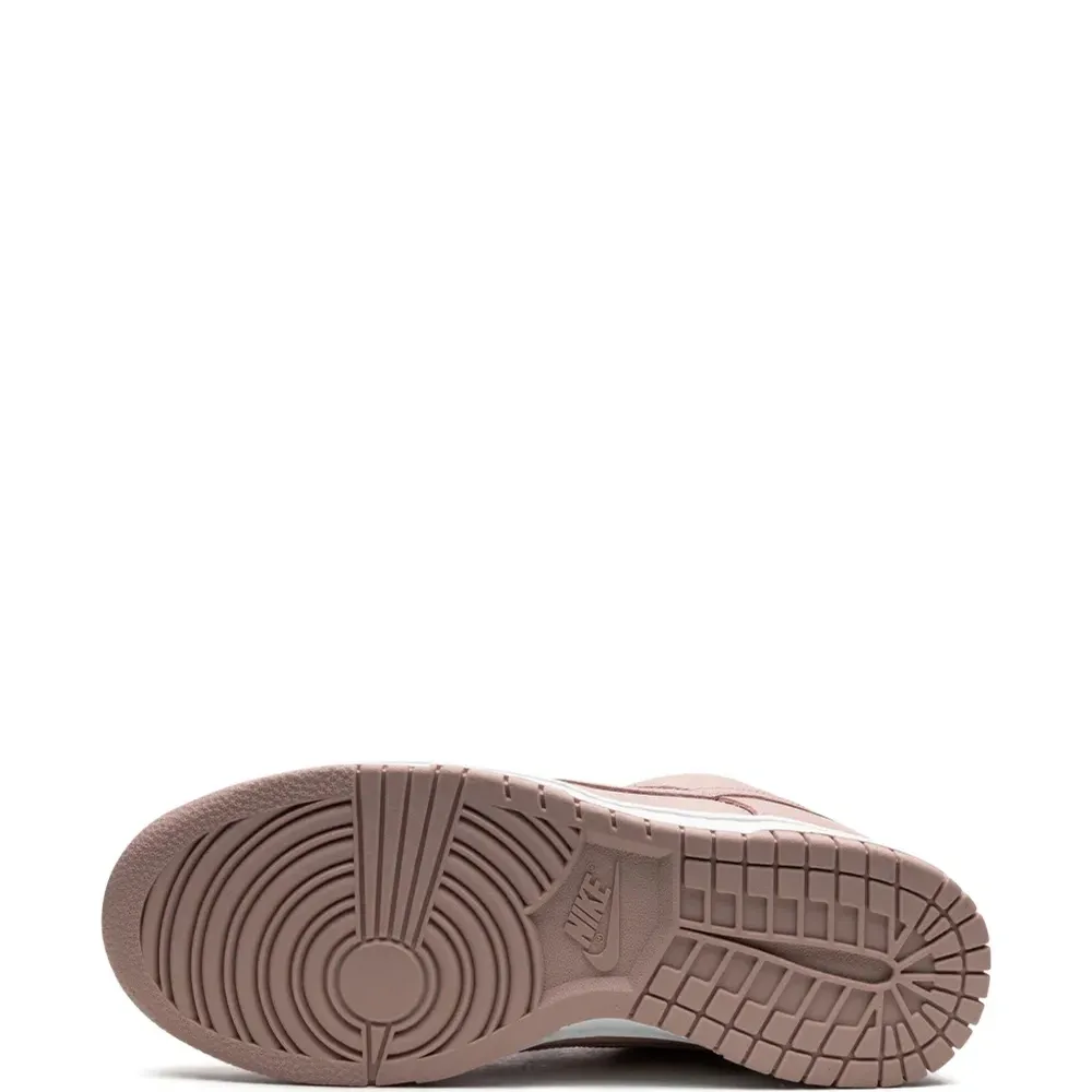 Кроссовки Dunk Low Premium MF Soft Pink