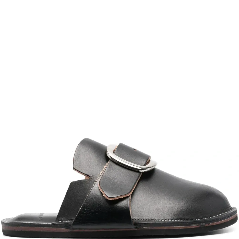 Слиперы с пряжкой