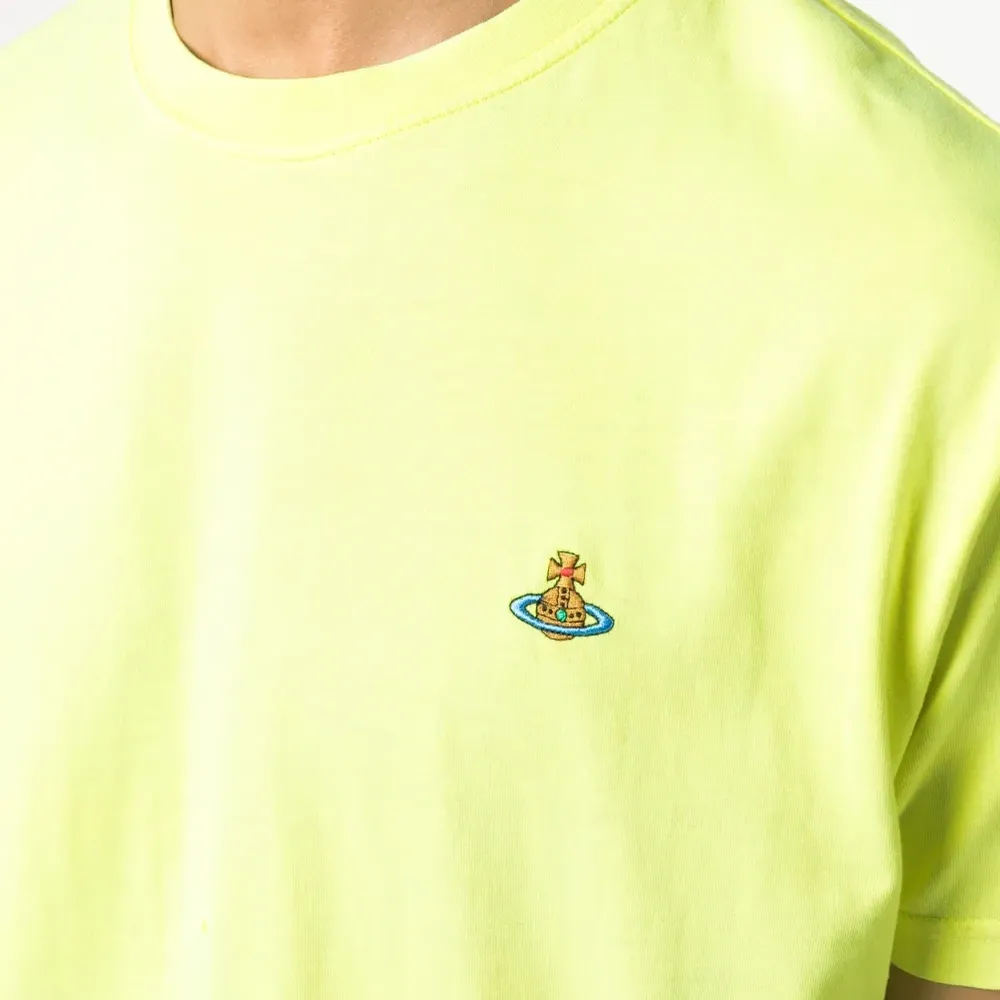 Футболка с вышивкой Orb