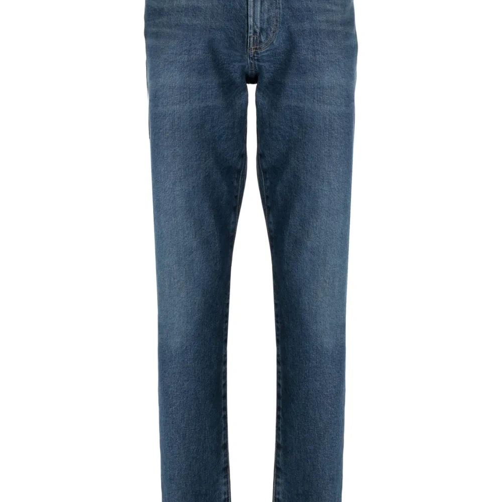 Джинсы прямого кроя