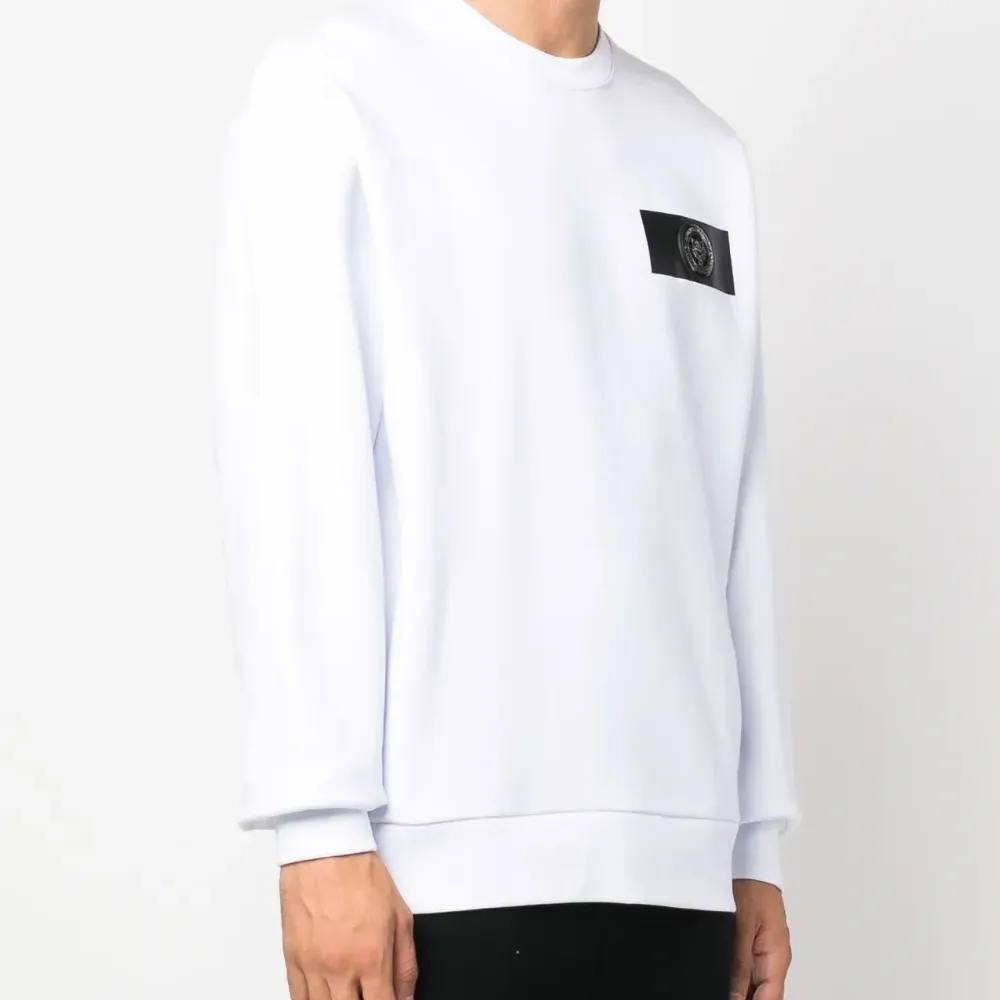 Толстовка с нашивкой-логотипом