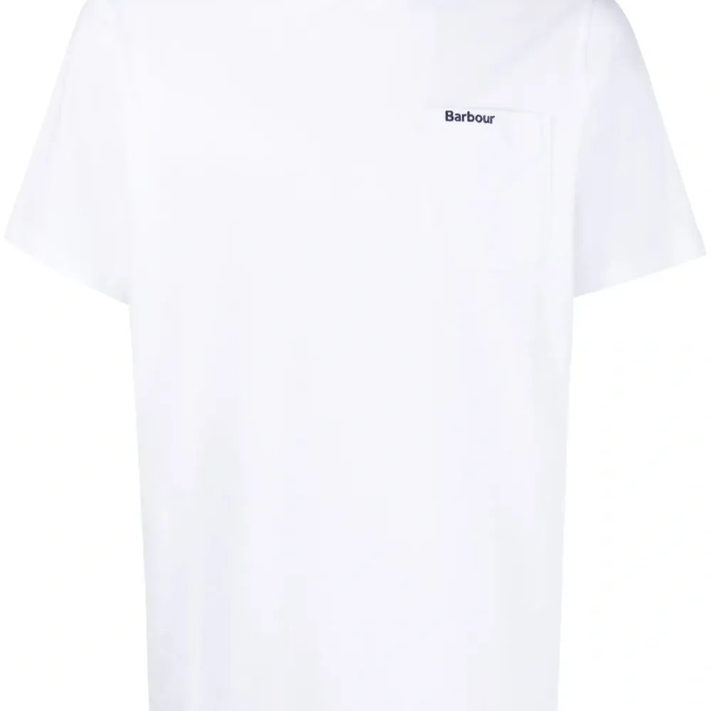 Футболка с нагрудным карманом и логотипом