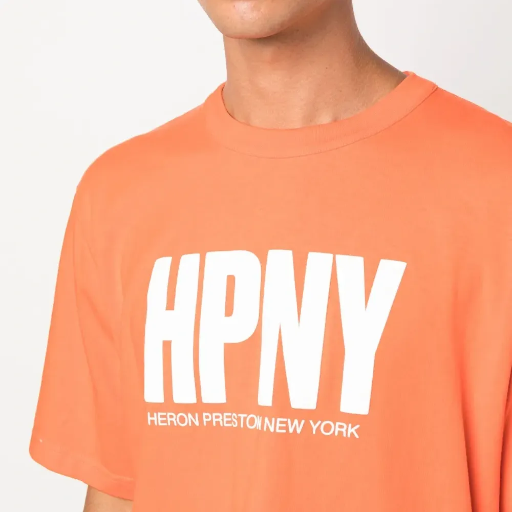 Футболка с принтом HPNY