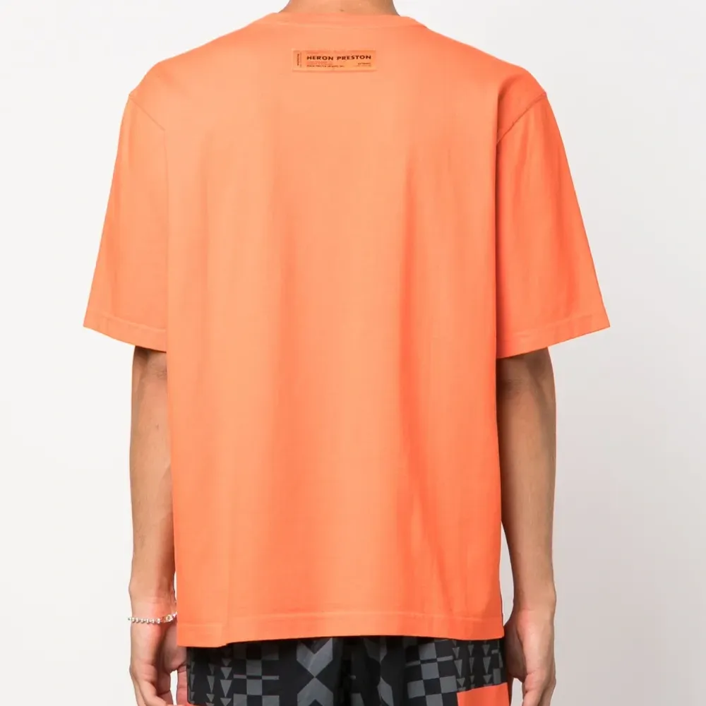 Футболка с принтом HPNY