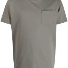 Футболка с накладным карманом
