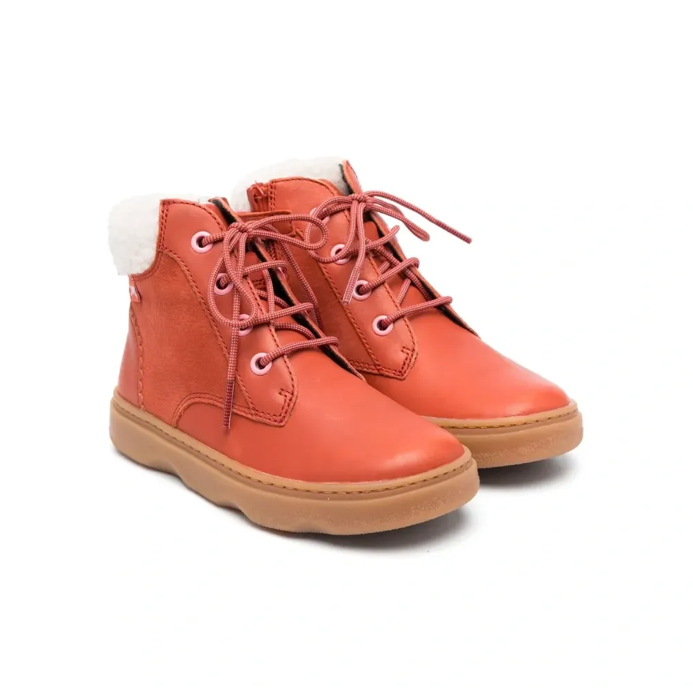 Ботинки на шнуровке