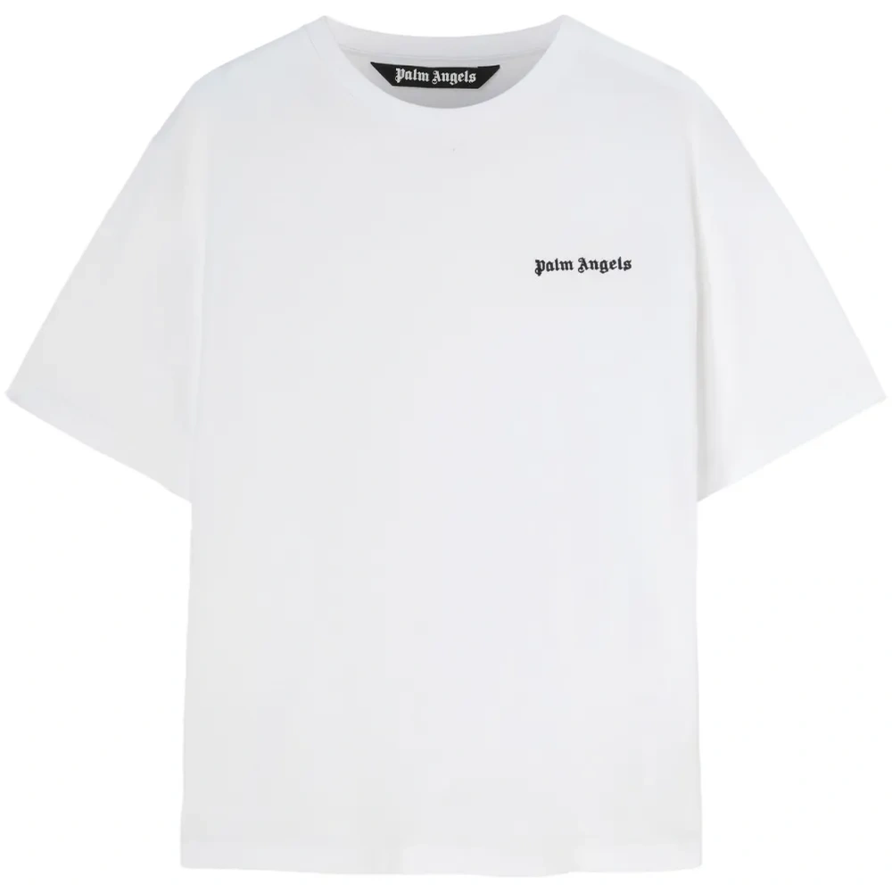 Футболка с вышитым логотипом