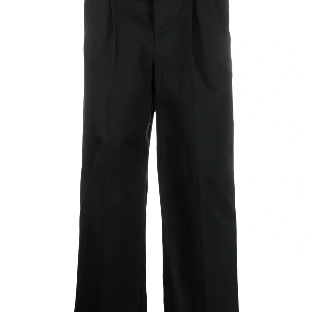 Укороченные брюки со складками