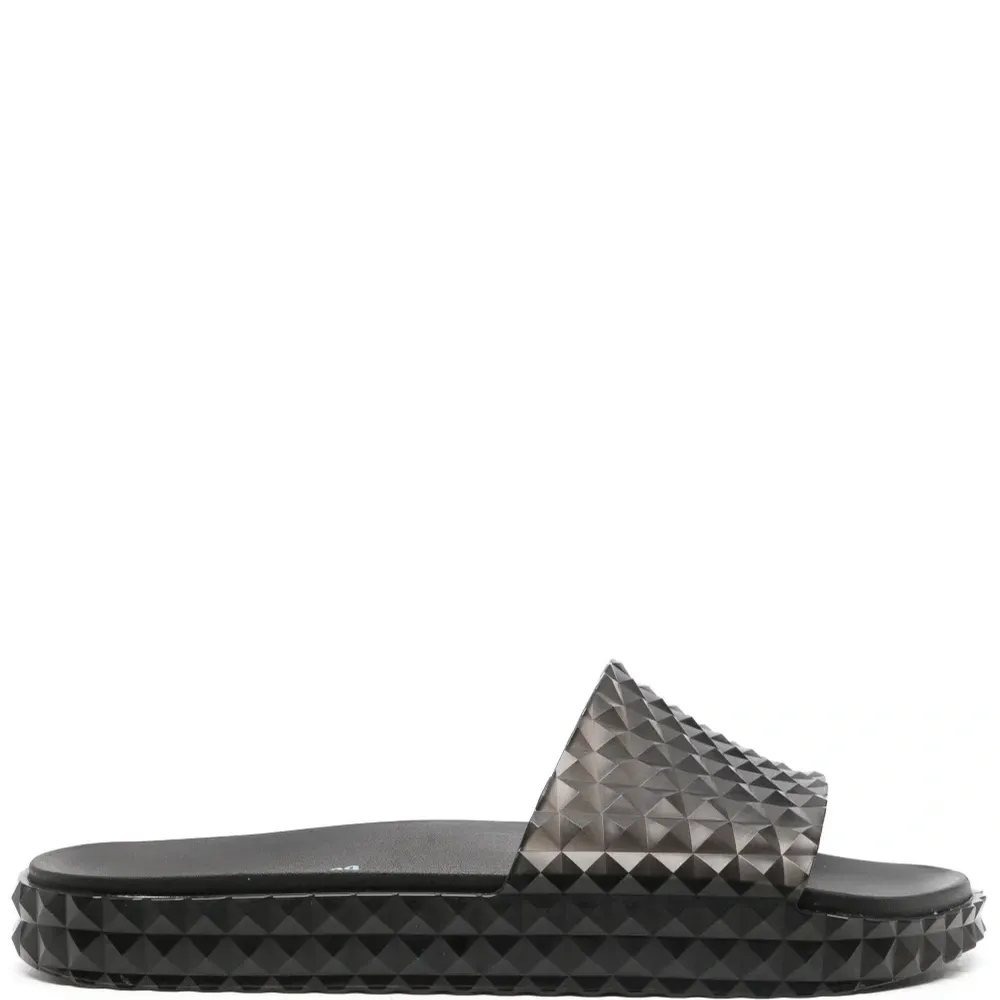 Шлепанцы Court