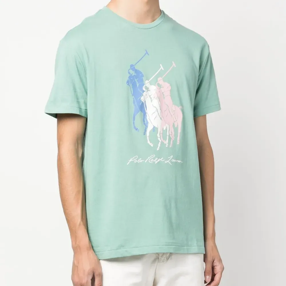 Футболка с логотипом