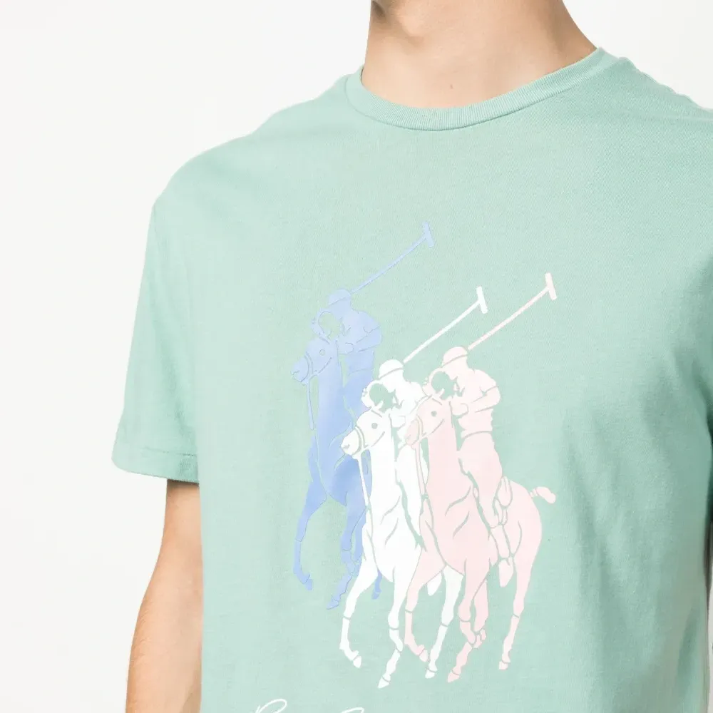 Футболка с логотипом