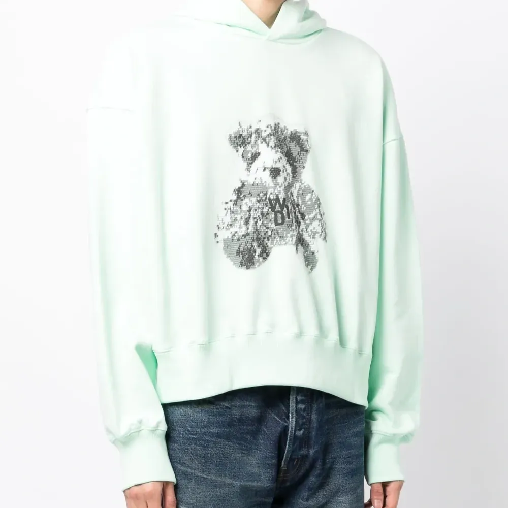 Худи с нашивкой-логотипом