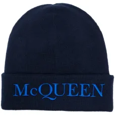 Кашемировая шапка бини с вышитым логотипом