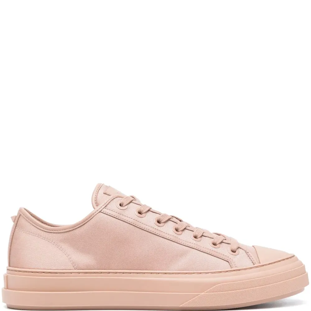 Кеды с нашивкой-логотипом