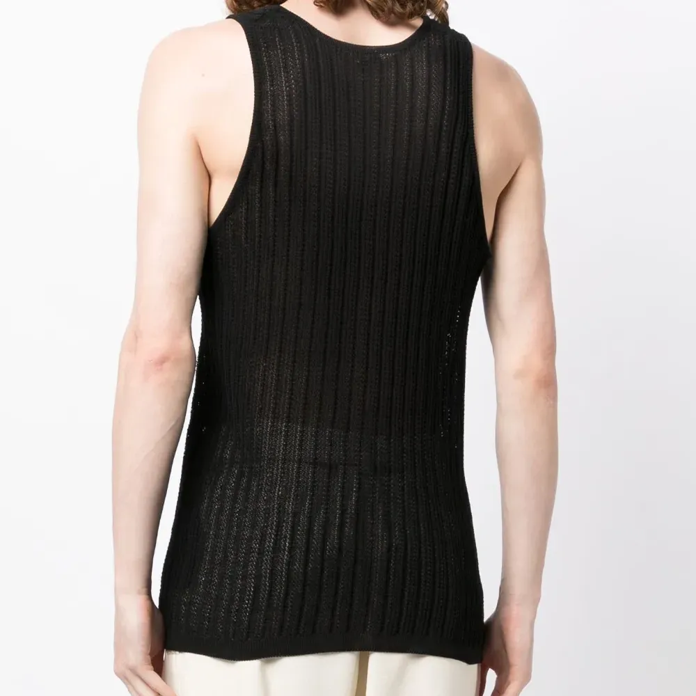 Топ с круглым вырезом