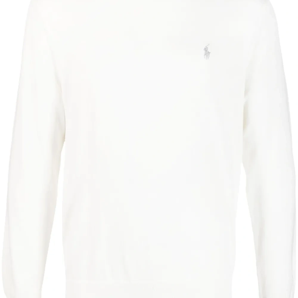 Джемпер с вышитым логотипом