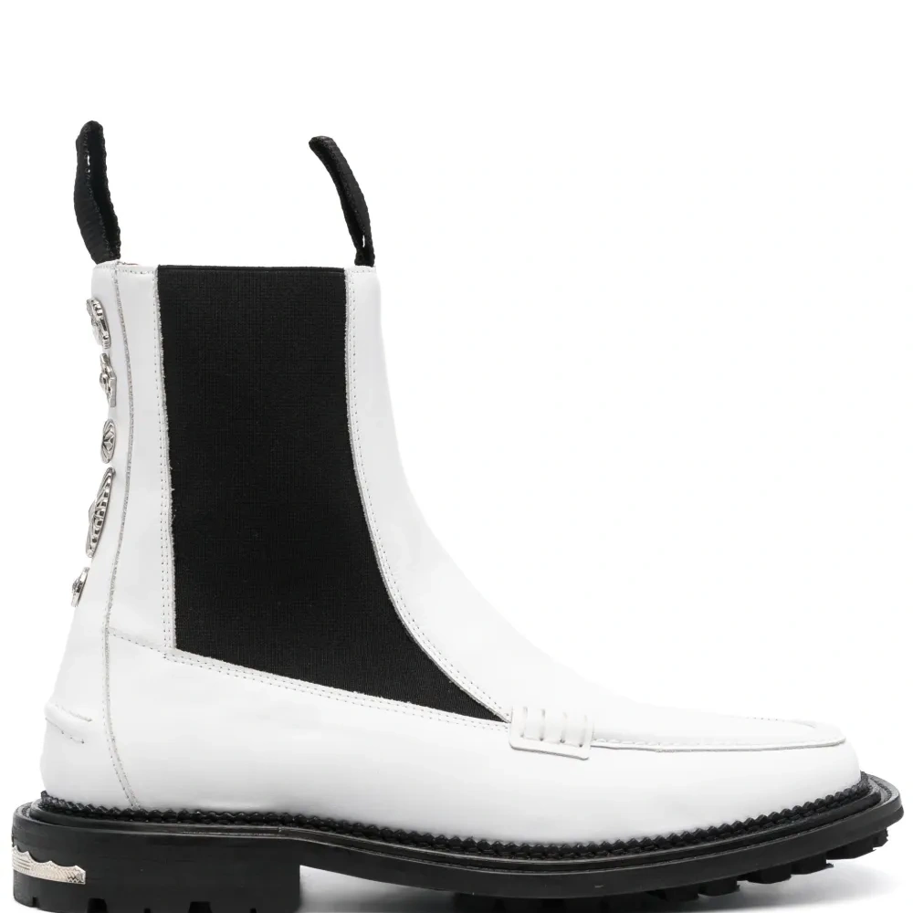 Ботинки с металлическим декором