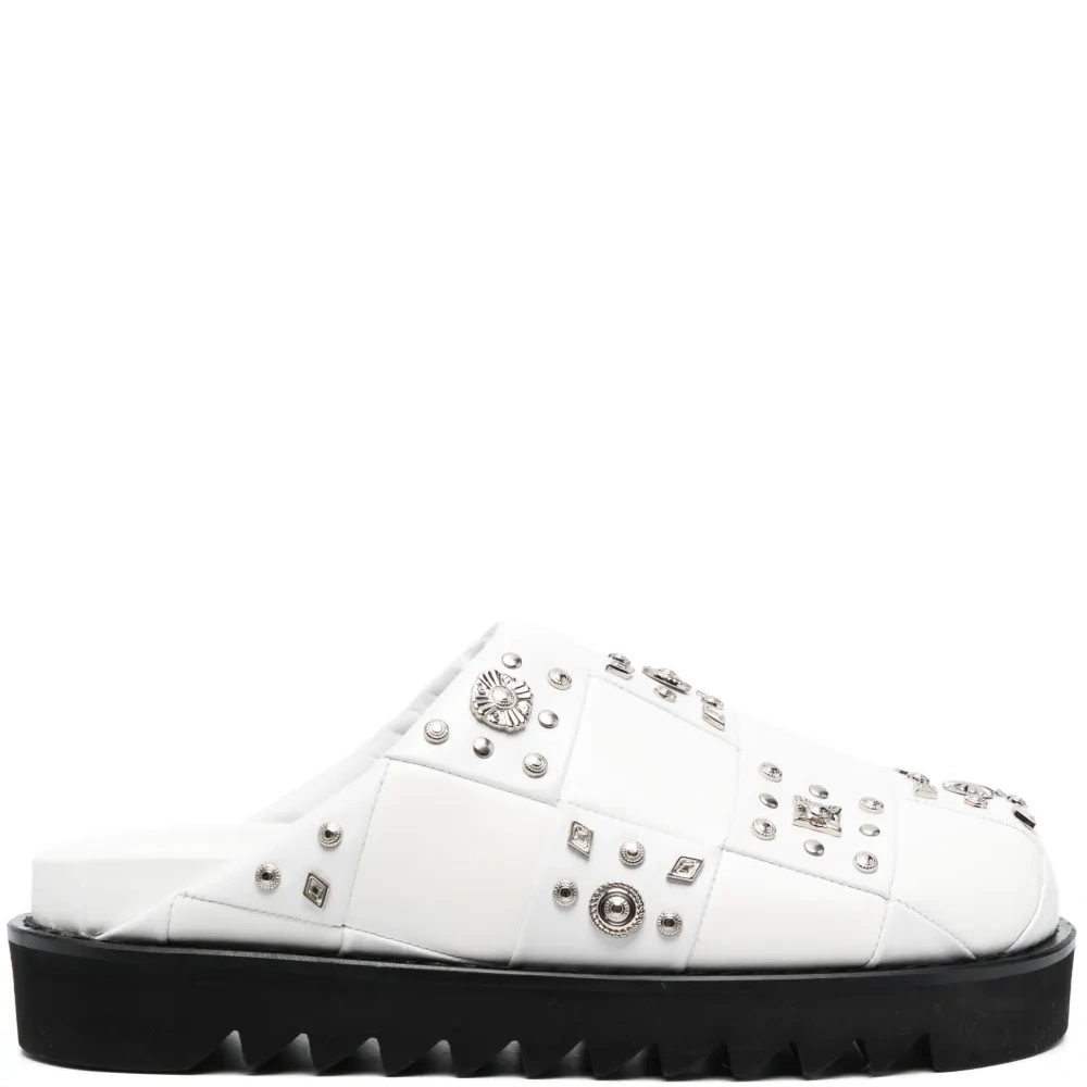 Слиперы с заклепками