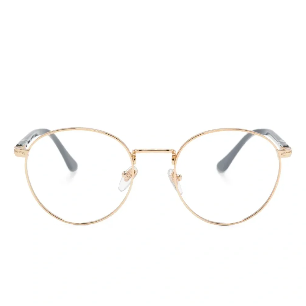 Очки в круглой оправе