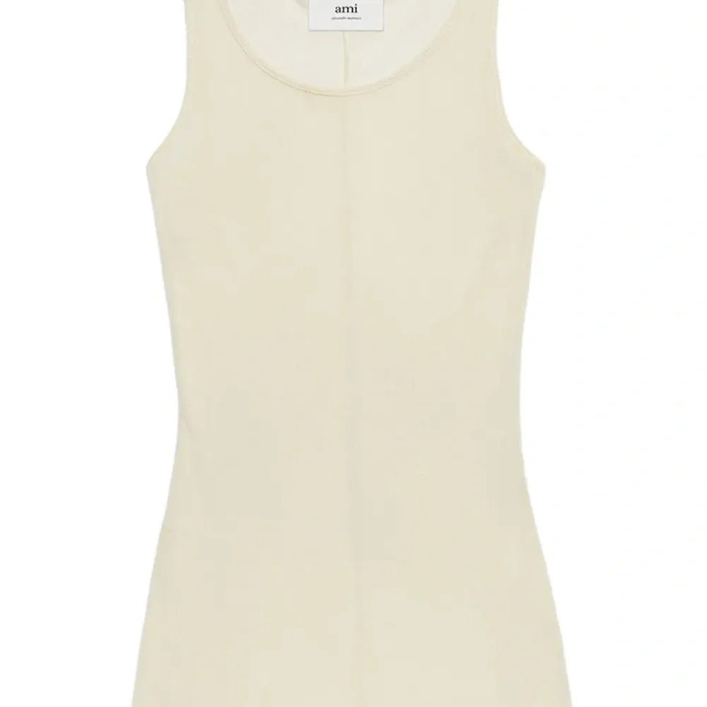 Топ без рукавов с U-образным вырезом