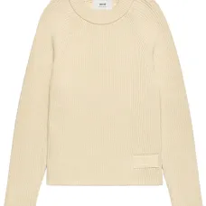 Свитер с нашивкой-логотипом