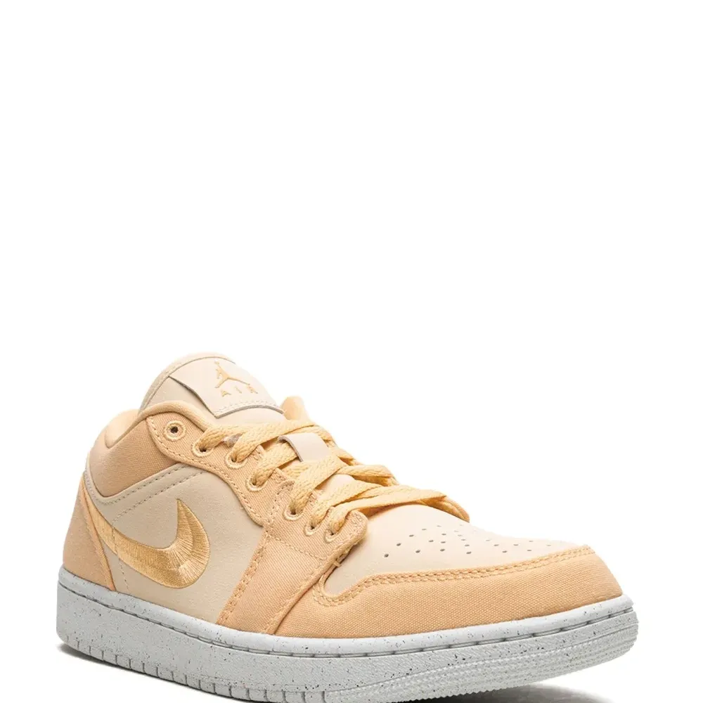 Кроссовки Air Jordan 1 Low SE Celestial Gold