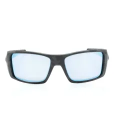 Солнцезащитные очки в прямоугольной оправе Солнцезащитные очки в прямоугольной оправе