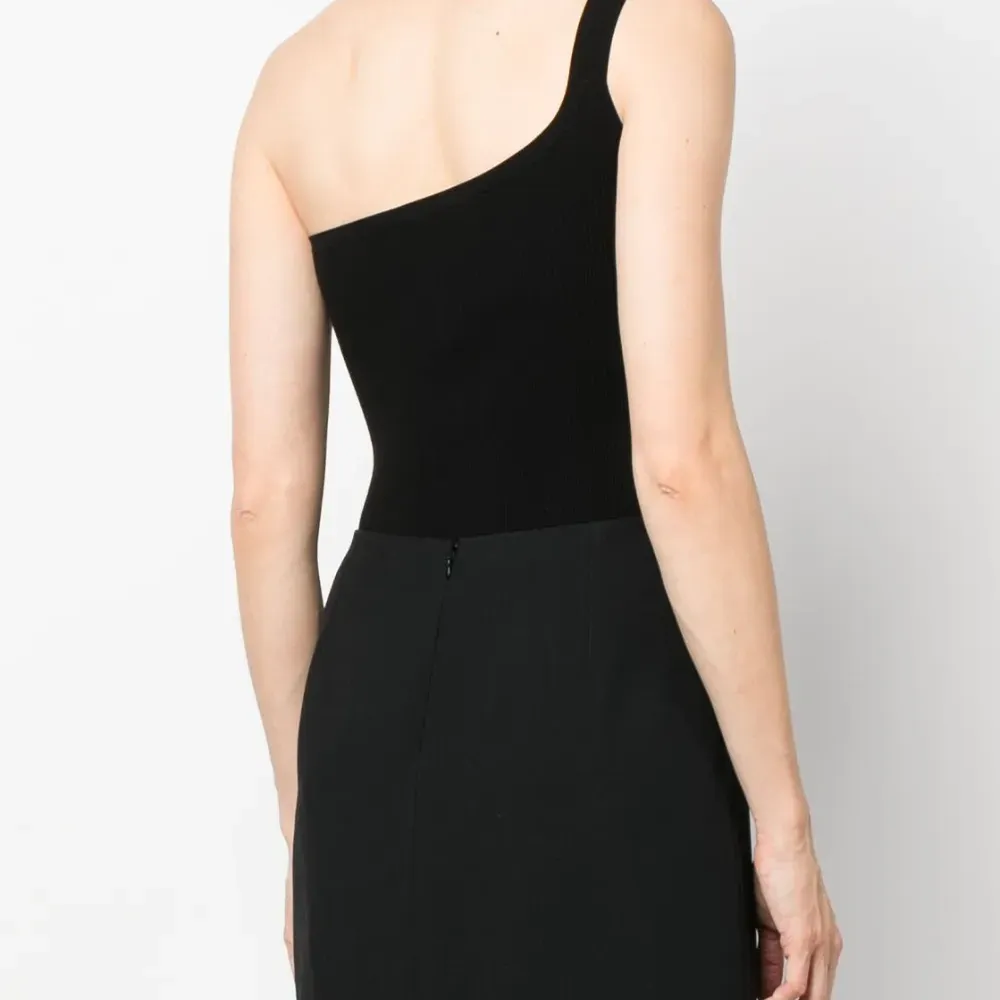 Боди на одно плечо в рубчик