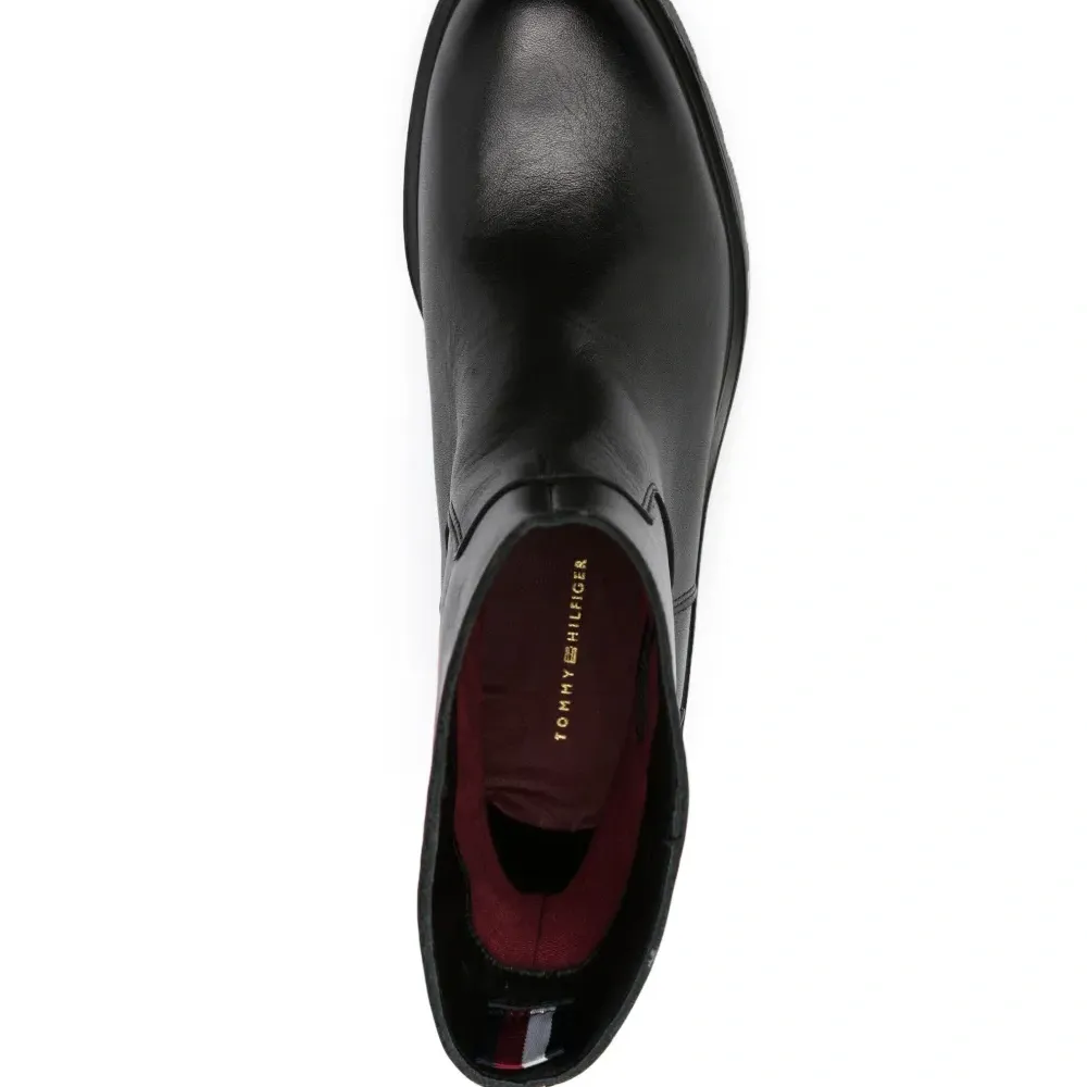 Ботинки с миндалевидным носком