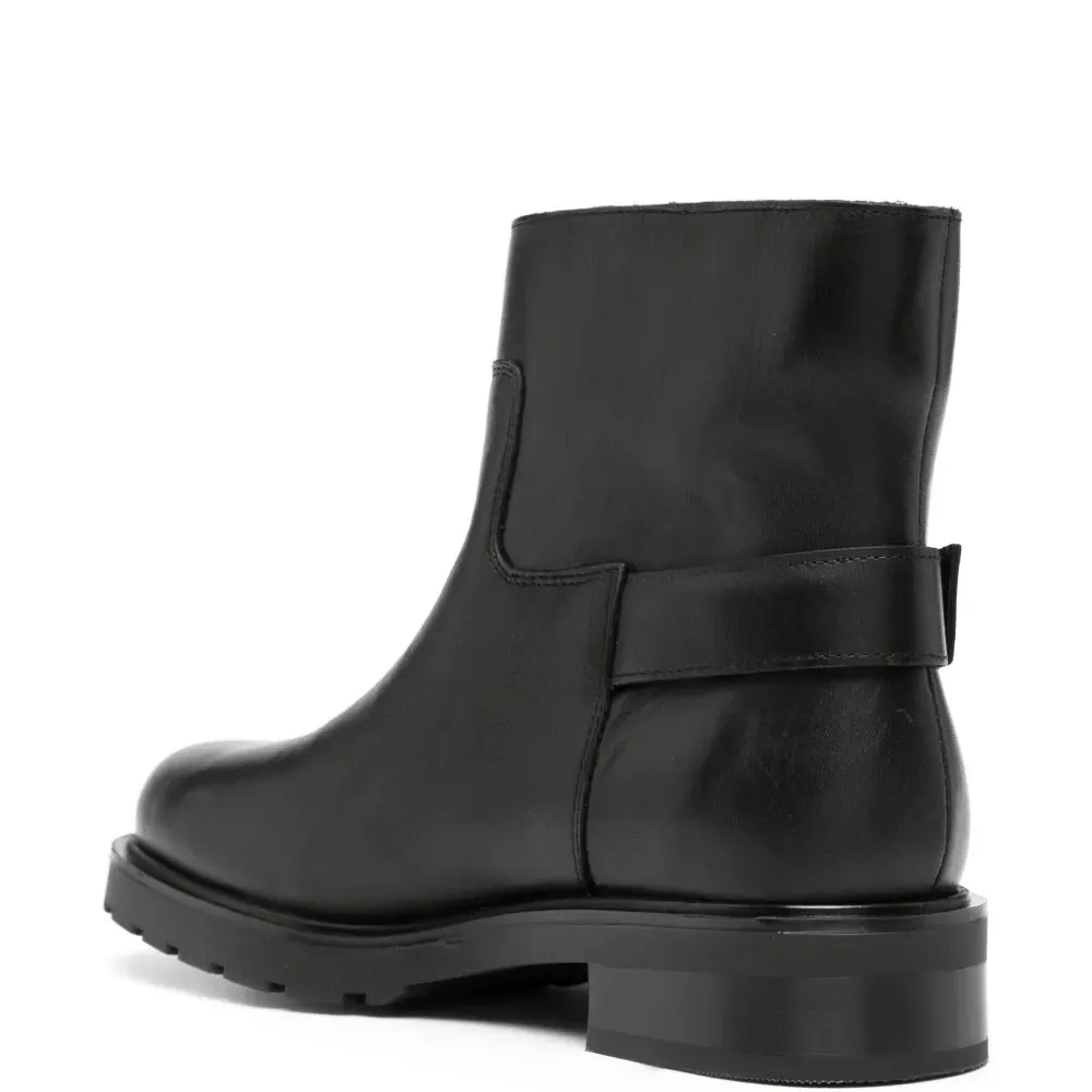 Ботинки с миндалевидным носком