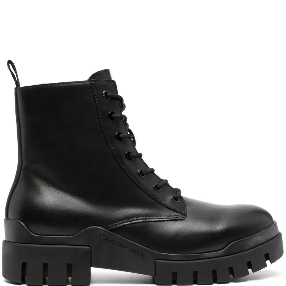 Ботинки в стиле милитари со вставками