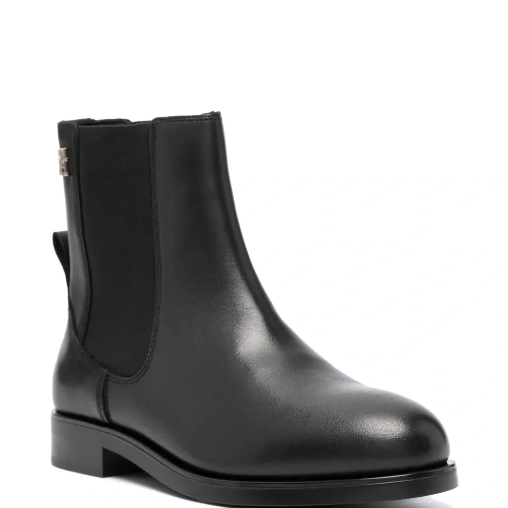 Ботинки с логотипом